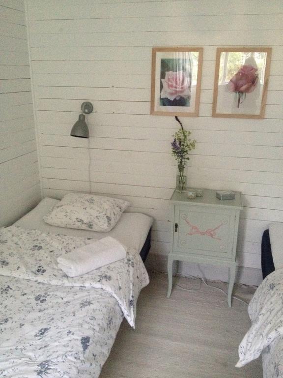 拉霍尔姆Saebyholms Gard住宿加早餐旅馆 客房 照片